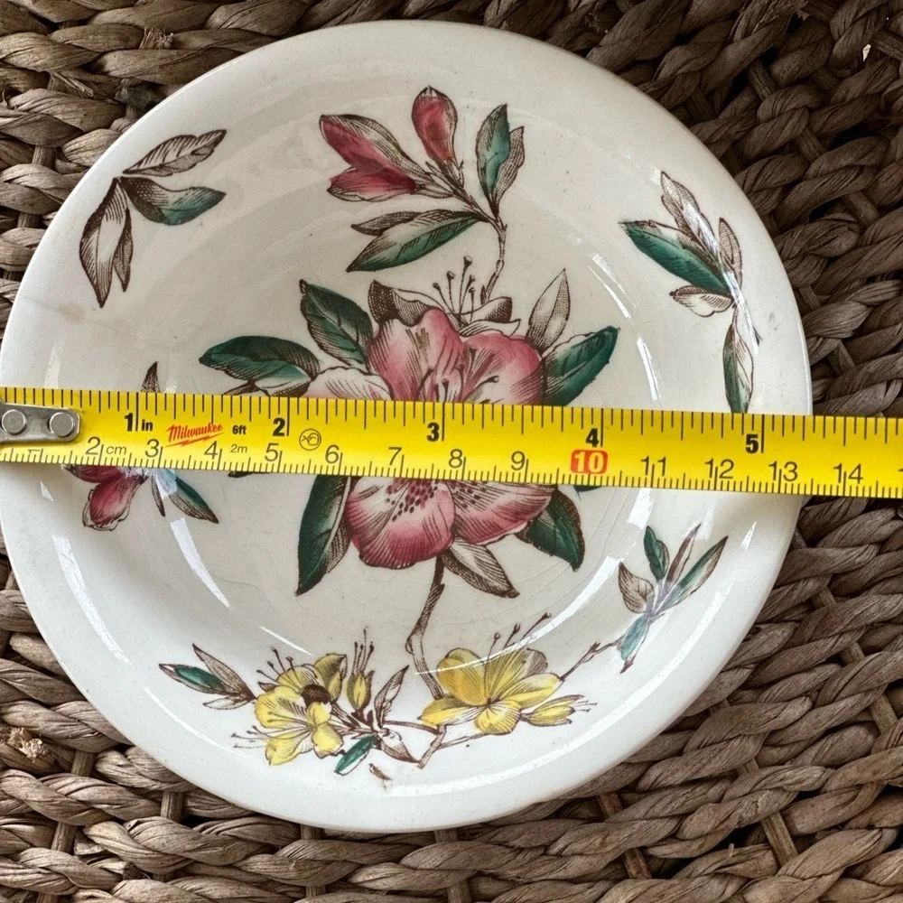 Johnson Bros Windsor Ware Azalea Pattern Berry Bowl